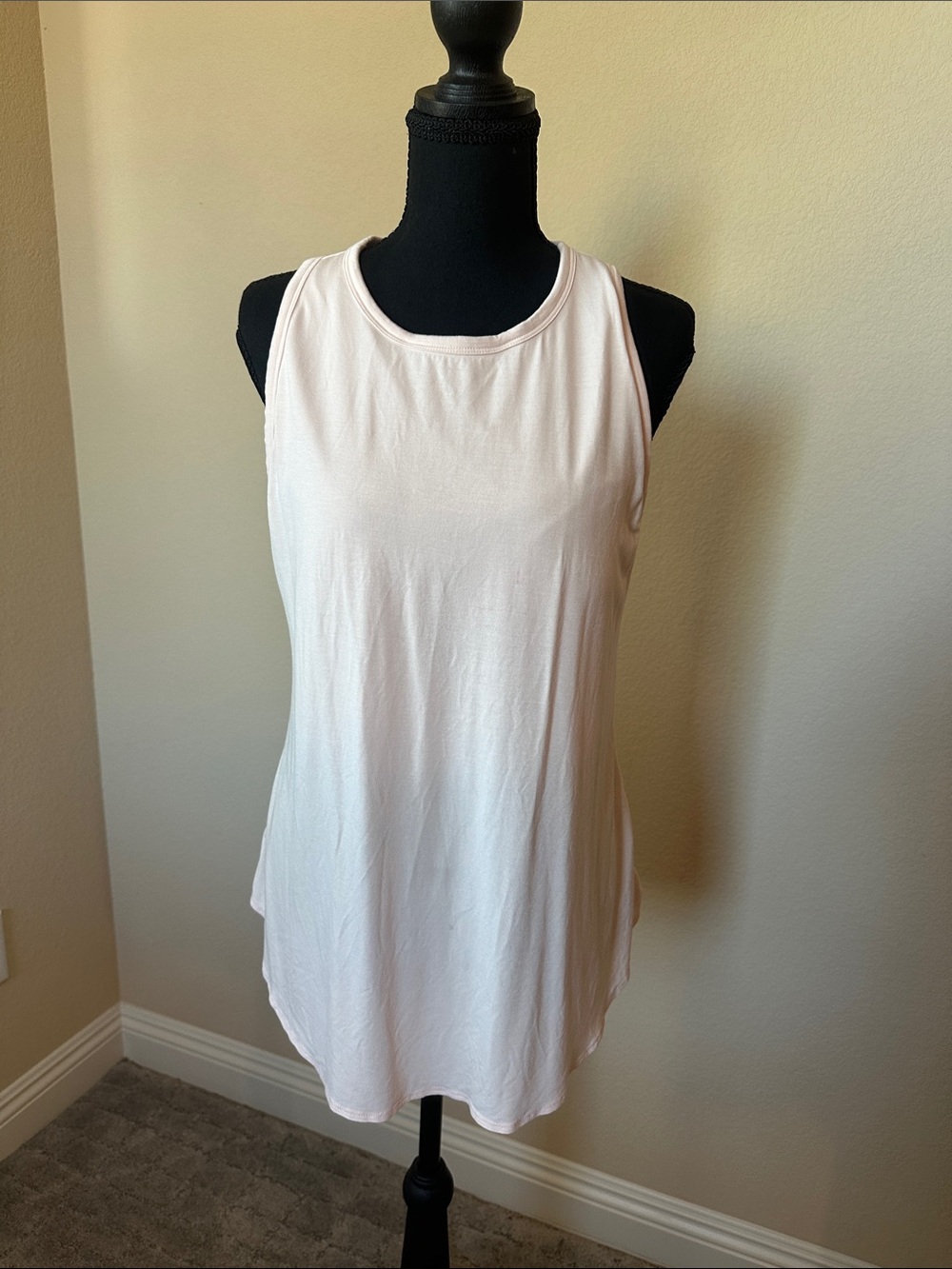 SHEBIRD Freedom Racerback Bra Tank in Ballerina Pink